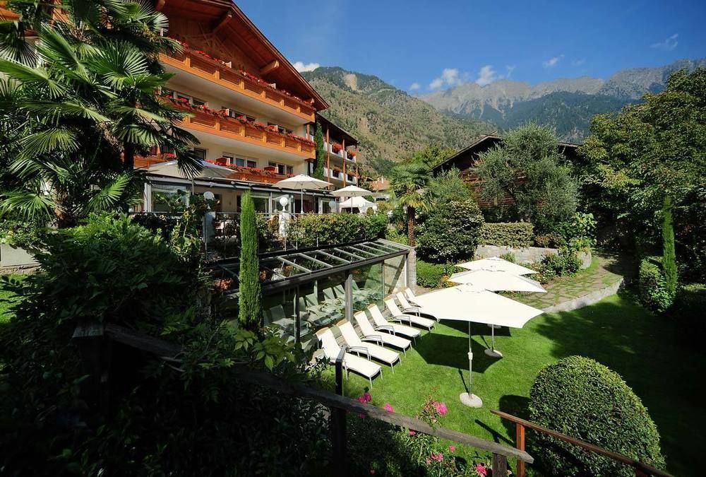 Hotel Das Stachelburg Parcines Bagian luar foto
