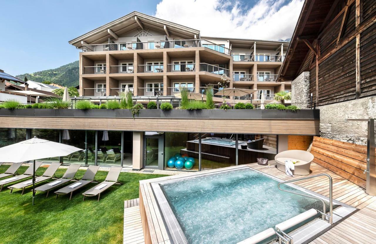 Hotel Das Stachelburg Parcines Bagian luar foto